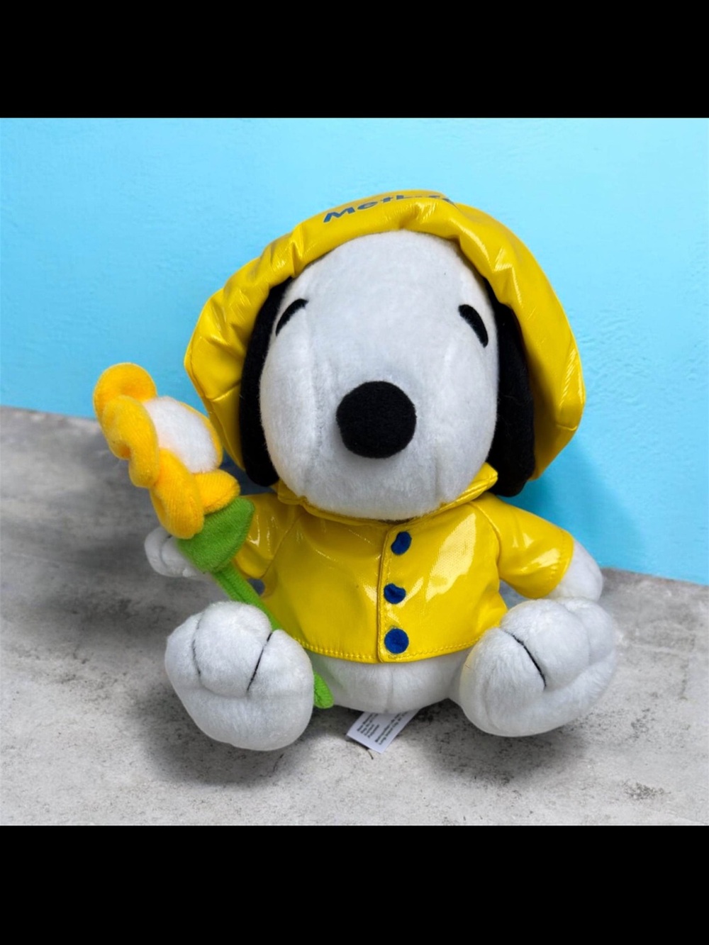 MetLife Peanuts Snoopy Plush in Yellow Raincoat with Yellow Flower